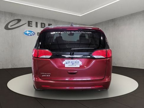 Used 2023 Chrysler Voyager LX FWD image 6