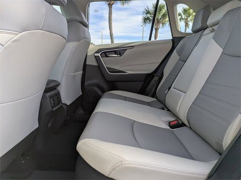 Used 2024 Toyota RAV4 XLE Premium image 18