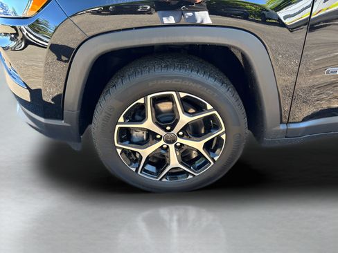 Used 2025 Jeep Compass Limited AWD/4WD image 21