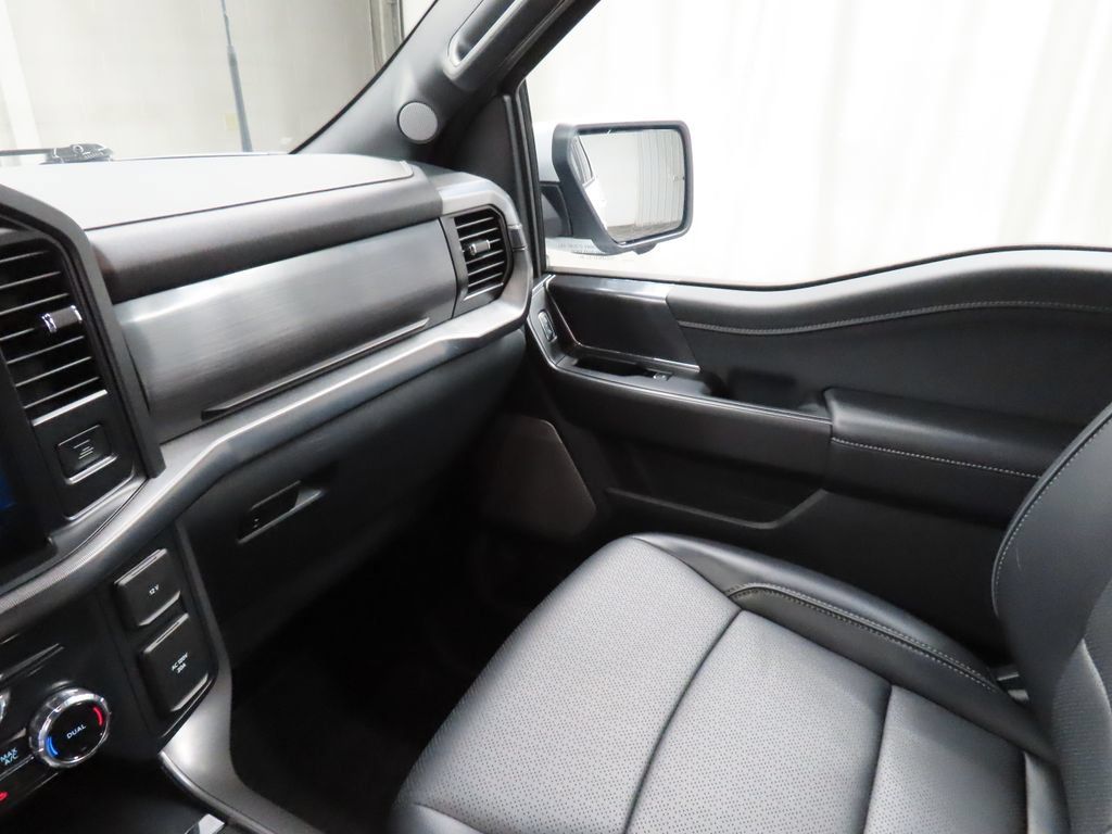 Used 2025 Ford F150 Lariat w/ Bed Utility Package AWD/4WD image 30