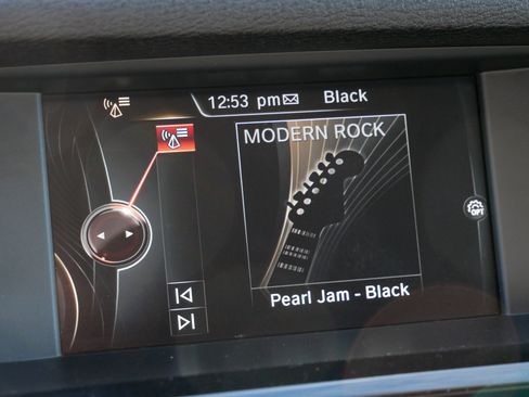 Used 2017 BMW X3 xDrive28i image 22