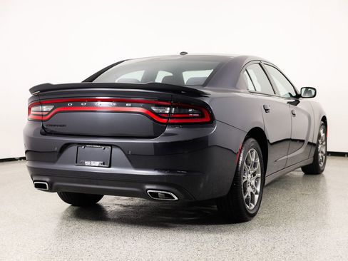 Used 2017 Dodge Charger SE w/ Power Sunroof Group image 7