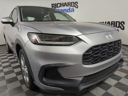 Certified 2024 Honda HR-V LX image 7