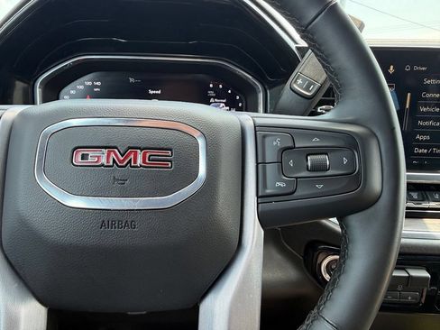 Used 2025 GMC Sierra 2500 SLT w/ SLT Convenience Package AWD/4WD image 24