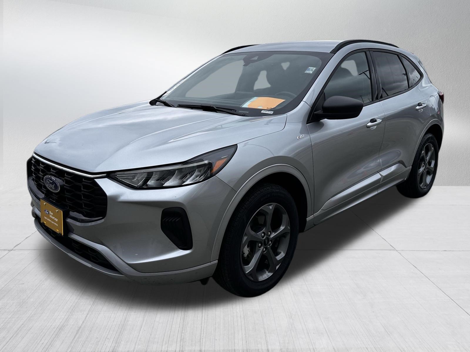 Certified 2024 Ford Escape ST-Line AWD/4WD image 3