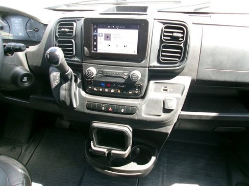Used 2025 RAM ProMaster 2500 w/ Convenience Group FWD image 12