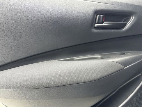 Used 2023 Toyota Corolla LE image 29