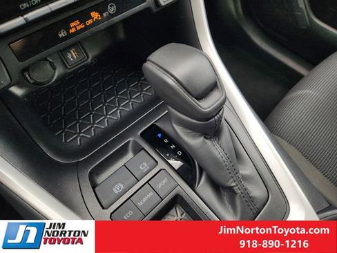 Used 2025 Toyota RAV4 LE image 22