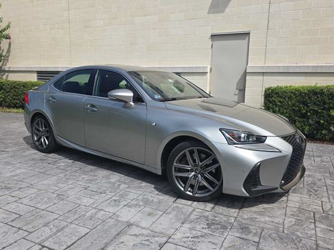 Used 2020 Lexus IS 300 F Sport w/ F Sport Package AWD/4WD image 29