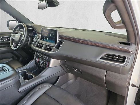 Certified 2024 Chevrolet Suburban LT AWD/4WD image 23