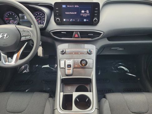 Used 2023 Hyundai Santa Fe SE image 16