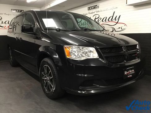 Used 2015 Dodge Grand Caravan SE FWD image 3