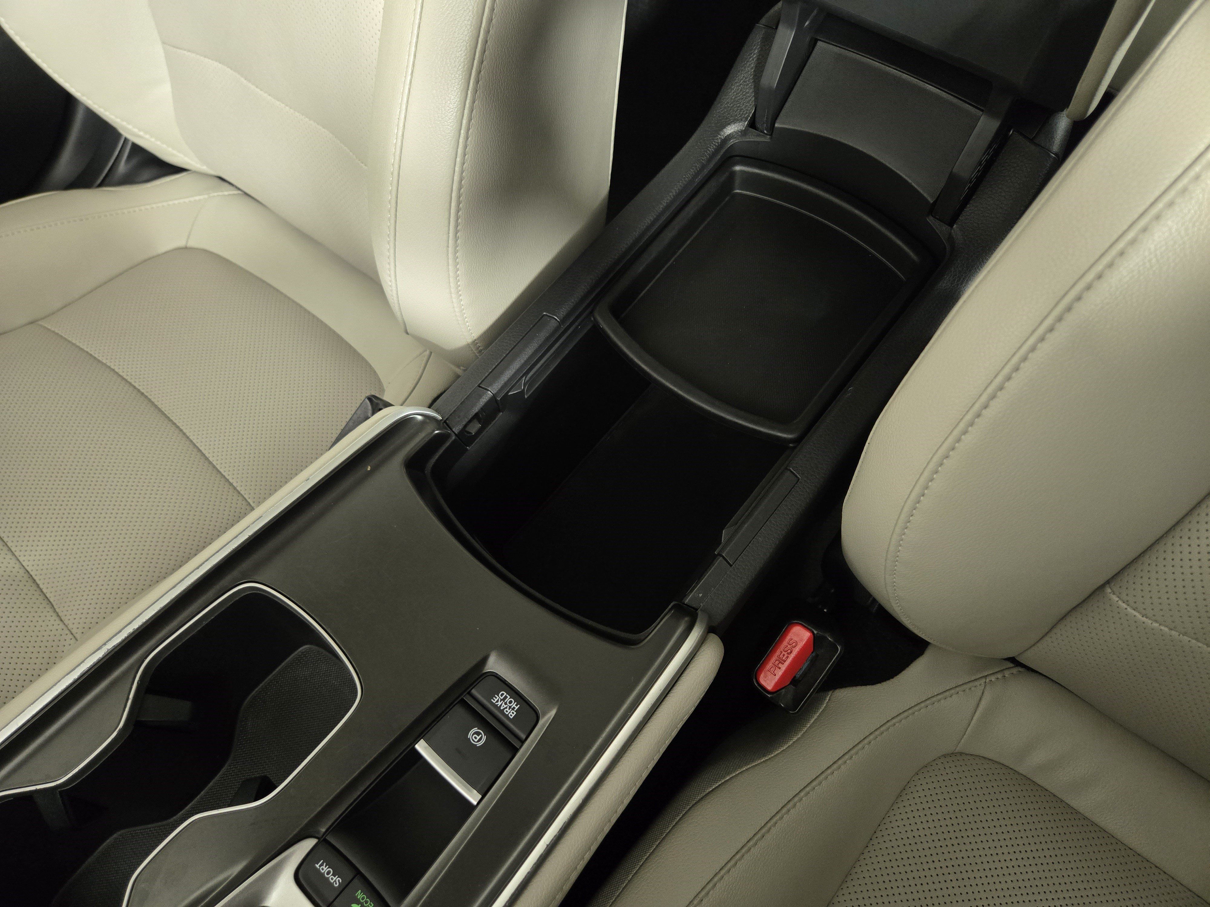 Used 2018 Honda Accord Touring image 31