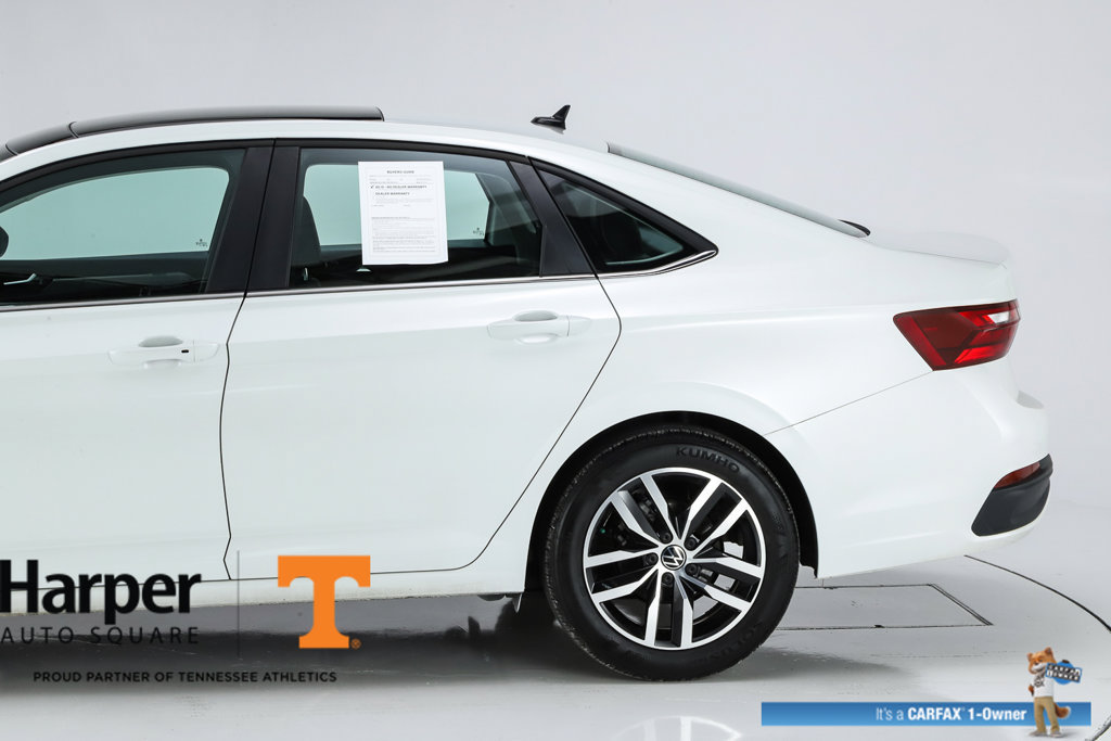 Used 2025 Volkswagen Jetta SE w/ Sunroof Package FWD image 40