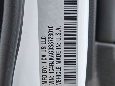 New 2025 Jeep Grand Cherokee L Laredo w/ Luxury Tech Group I image 30