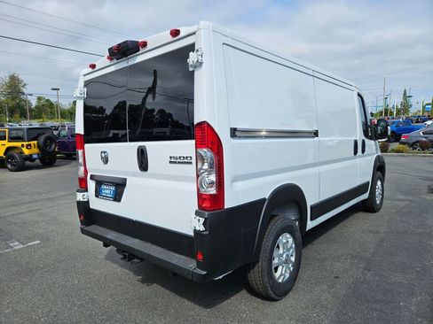 New 2025 RAM ProMaster 1500 w/ Quick Order Package 22G SLT image 5
