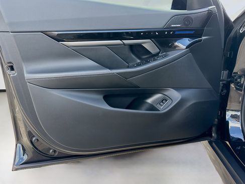 Used 2025 BMW 530i image 22