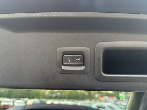 Used 2022 MAZDA CX-30 AWD 2.5 S w/ Premium Package image 27