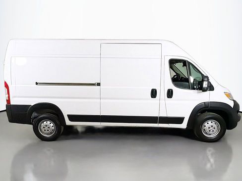 Used 2023 RAM ProMaster 2500 image 11