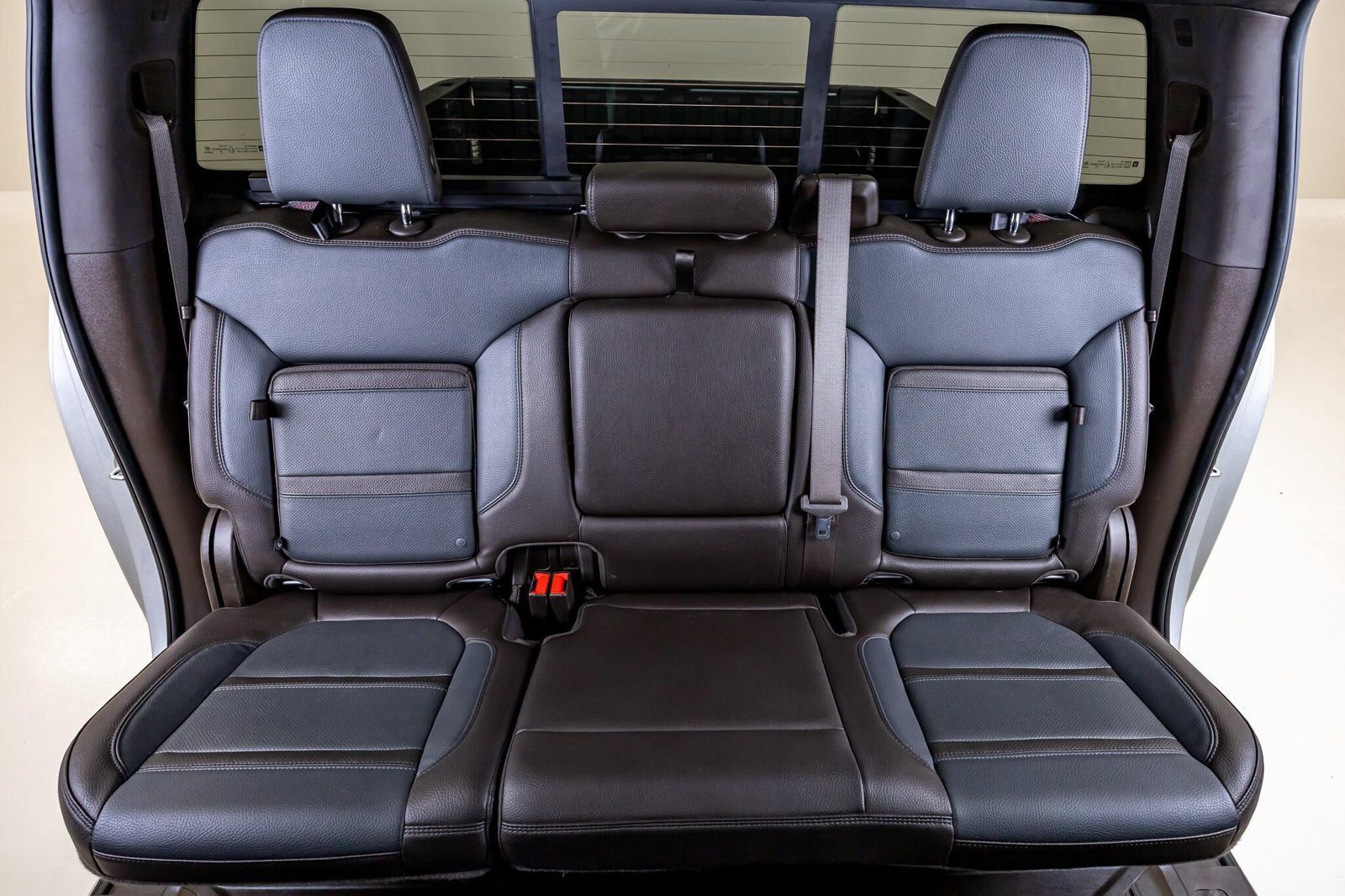 Used 2023 GMC Sierra 2500 Denali w/ Denali Ultimate Package AWD/4WD image 35