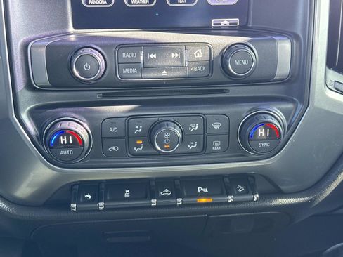 Used 2015 Chevrolet Silverado 2500 LT w/ LT Convenience Package image 5