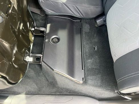 Certified 2023 Toyota Tacoma TRD Off-Road image 40