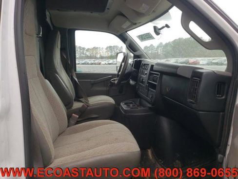 Used 2016 GMC Savana 3500 Extended image 7