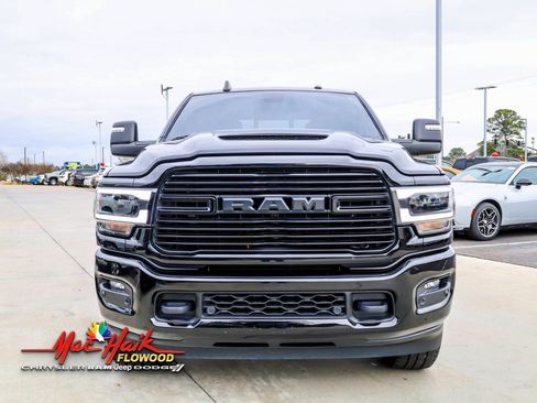 Used 2024 RAM 2500 Laramie w/ Night Edition image 6