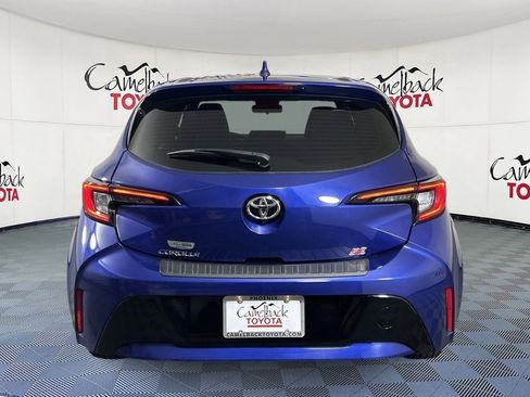 Used 2025 Toyota Corolla SE w/ SE Package image 7