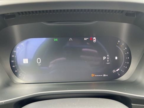 Certified 2025 Volvo XC40 B5 Ultra AWD/4WD image 34