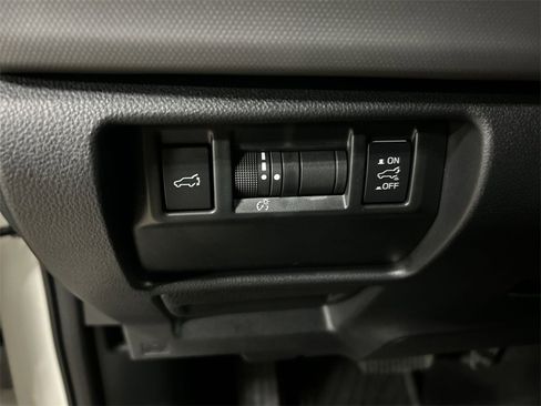 Used 2025 Subaru Forester Sport image 17