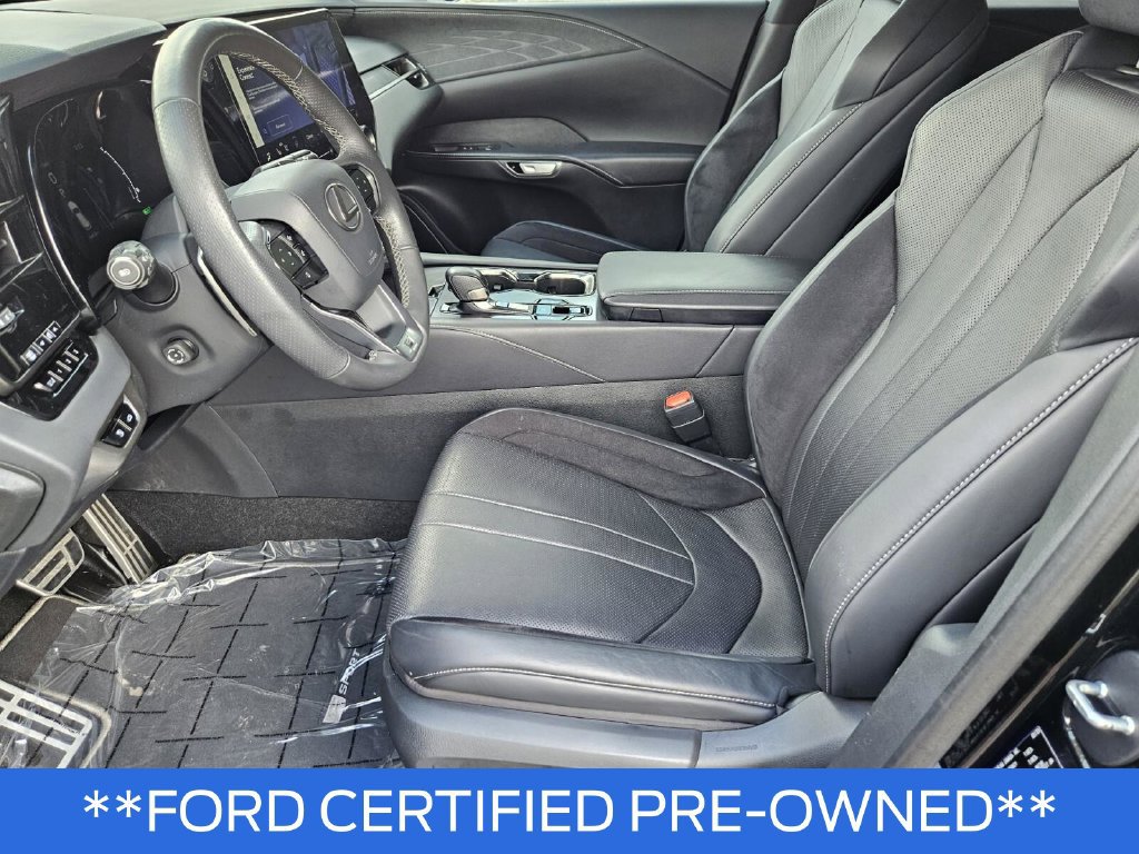 Used 2023 Lexus RX 500h F Sport w/ Accessory Package (Z1) AWD/4WD image 15