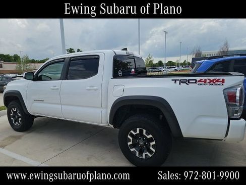 Used 2018 Toyota Tacoma SR5 image 3