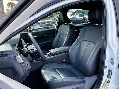 Used 2025 Toyota Camry XSE image 7