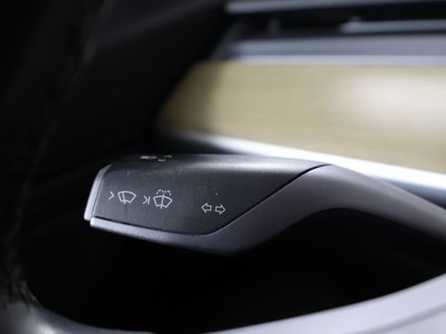 Used 2018 Tesla Model 3 Long Range image 36