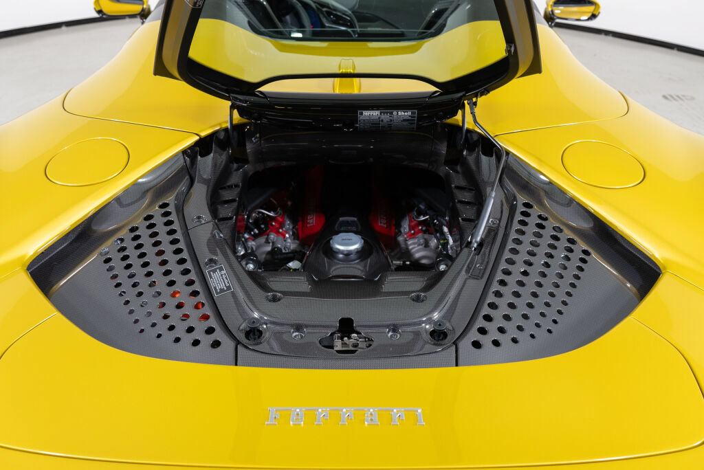 Used 2022 Ferrari SF90 Spider AWD/4WD image 25
