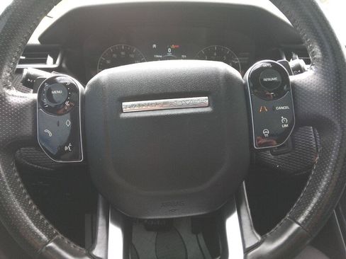 Used 2018 Land Rover Range Rover Velar S AWD/4WD image 36