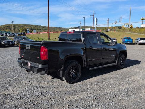 Used 2021 Chevrolet Colorado Z71 w/ Z71 Midnight Edition image 3