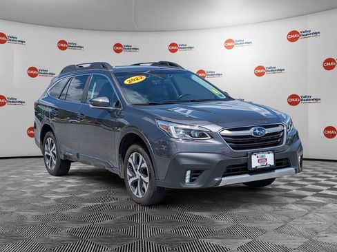 Certified 2022 Subaru Outback Limited AWD/4WD image 3