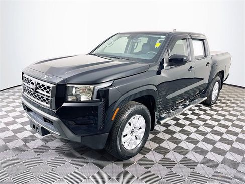 Used 2022 Nissan Frontier SV image 4