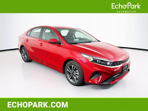 Used 2024 Kia Forte LXS image 1