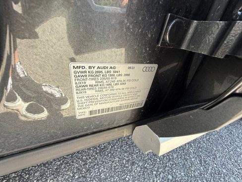 Used 2024 Audi Q5 e Prestige image 35