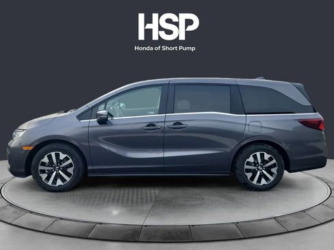 Used 2025 Honda Odyssey EX-L image 2