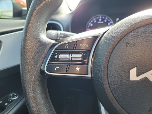 Used 2023 Kia Forte LXS FWD image 22