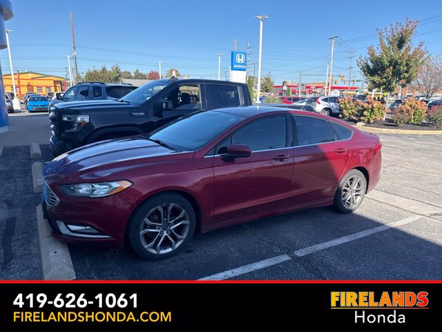 Used 2017 Ford Fusion SE w/ Equipment Group 201A FWD image 11