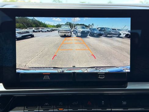 Certified 2025 GMC Sierra 1500 SLT w/ SLT Premium Package AWD/4WD image 27