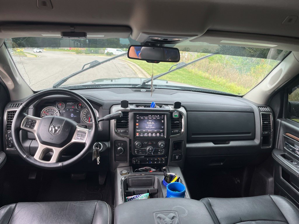 Used 2018 RAM 2500 Laramie w/ Sport Appearance Group AWD/4WD image 5