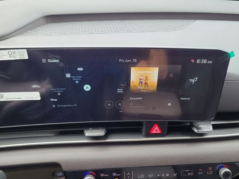 New 2026 Kia Carnival Hybrid FWD image 31