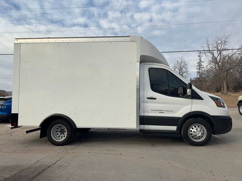 Used 2024 Ford Transit 350 DRW image 4