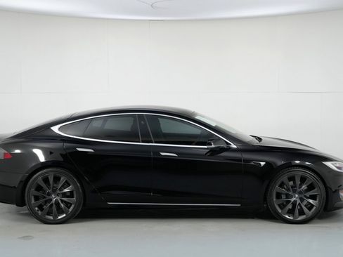 Used 2019 Tesla Model S 100D image 53